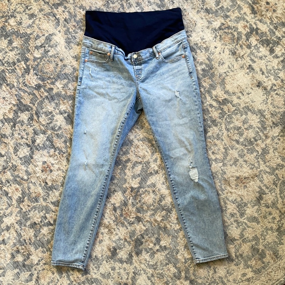 Gap maternity skinny distressed jeans
